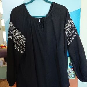 Old Navy Black Blouse with White Embroidery